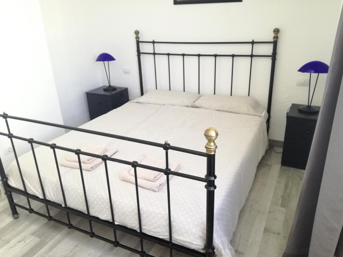 Two Bedroom Apartment 2 Min From Beach Mogan Exterior photo