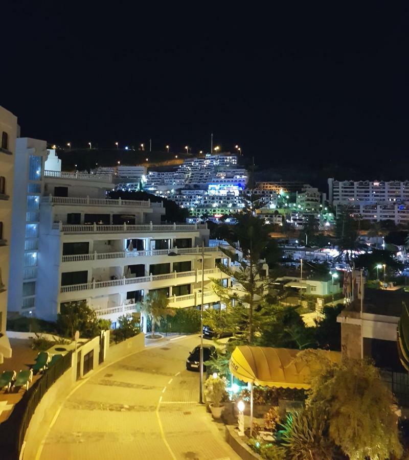 Two Bedroom Apartment 2 Min From Beach Mogan Exterior photo